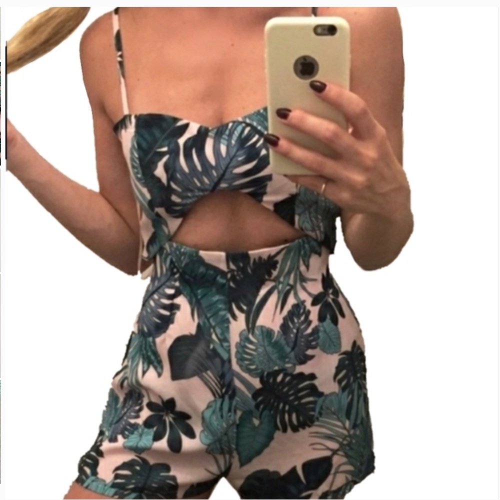 NWT LOVE LF pink leaf print cut out romper